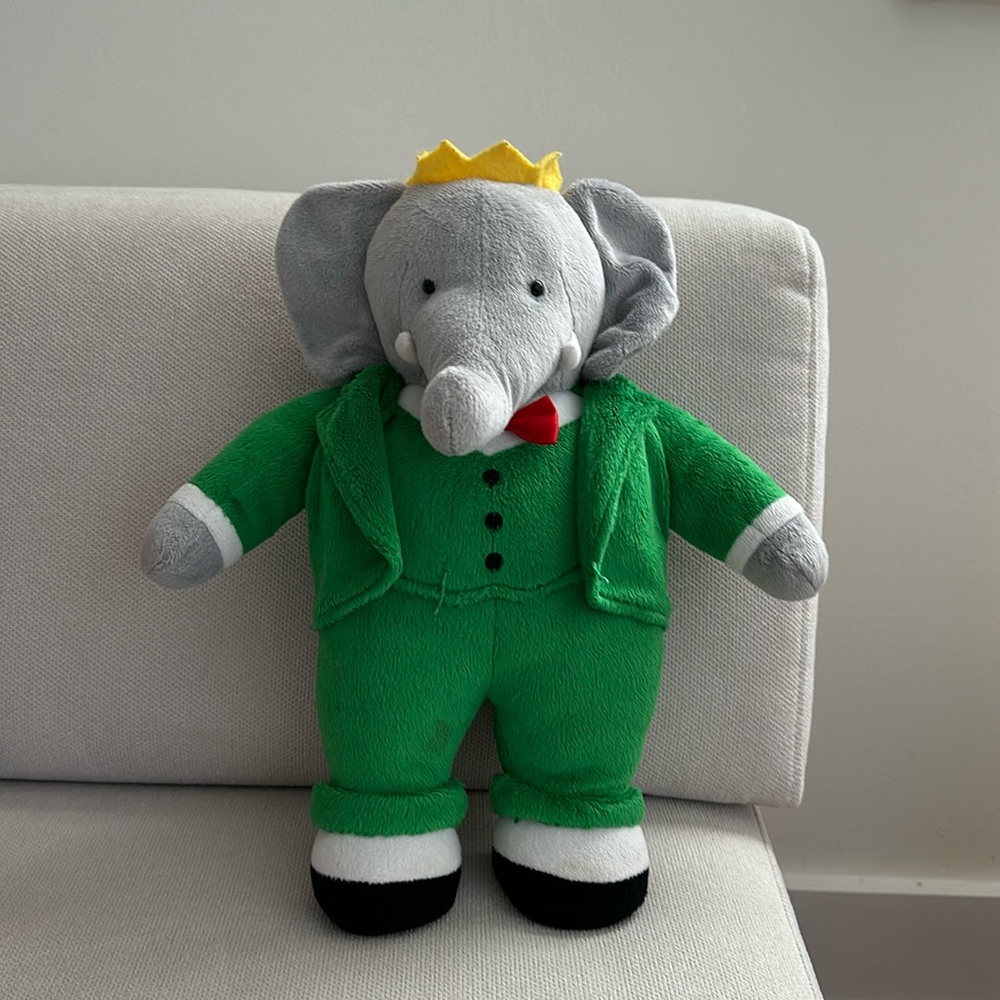 VINTAGE KING BABAR GREEN SUIT AND CROWN PLUSH TOY APPROX 13”